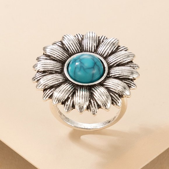 Bohemian Turquoise Ring - Picture 2 of 8